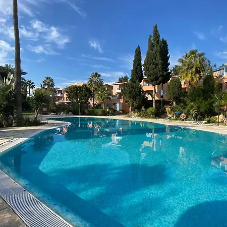 Апартаменты Paradise 1 Bedroom
